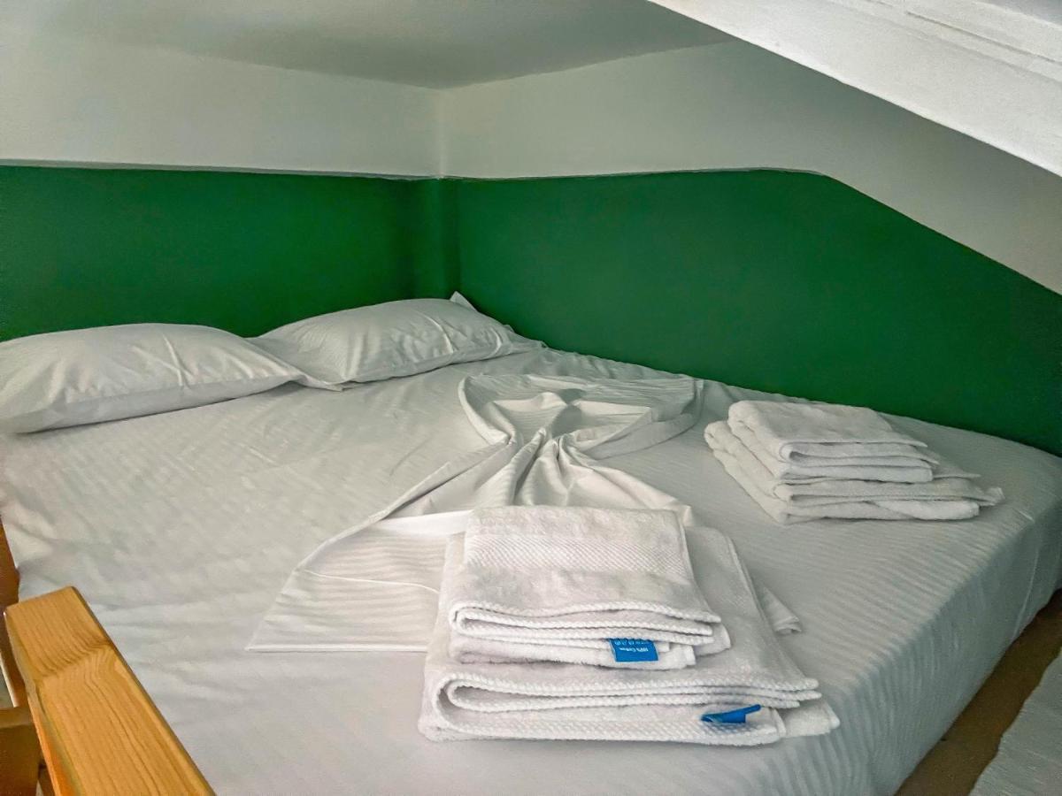 Cozy Elegance Above Korca Apartment Bagian luar foto